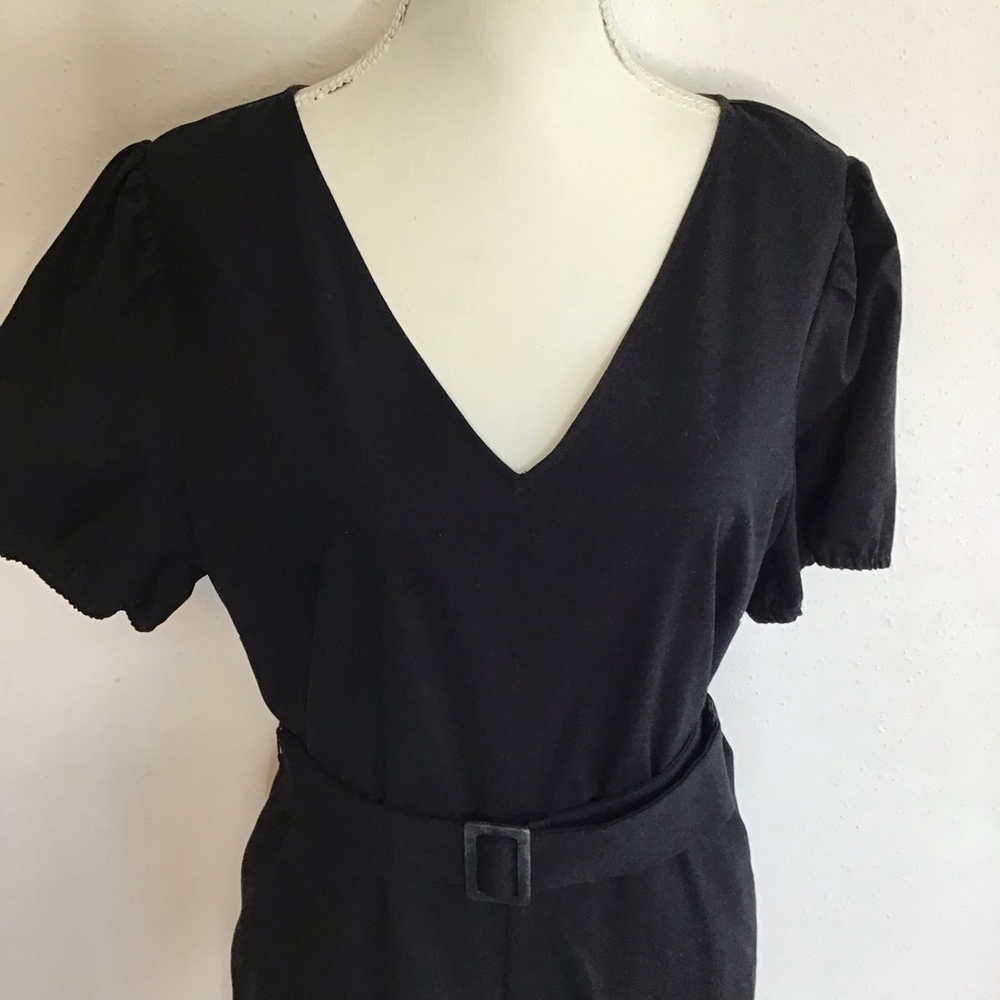 Ann Taylor Women Elegant Factory Black V-Neck Short Sleeve Jumpsuit Size 12 - Picture 7 of 16